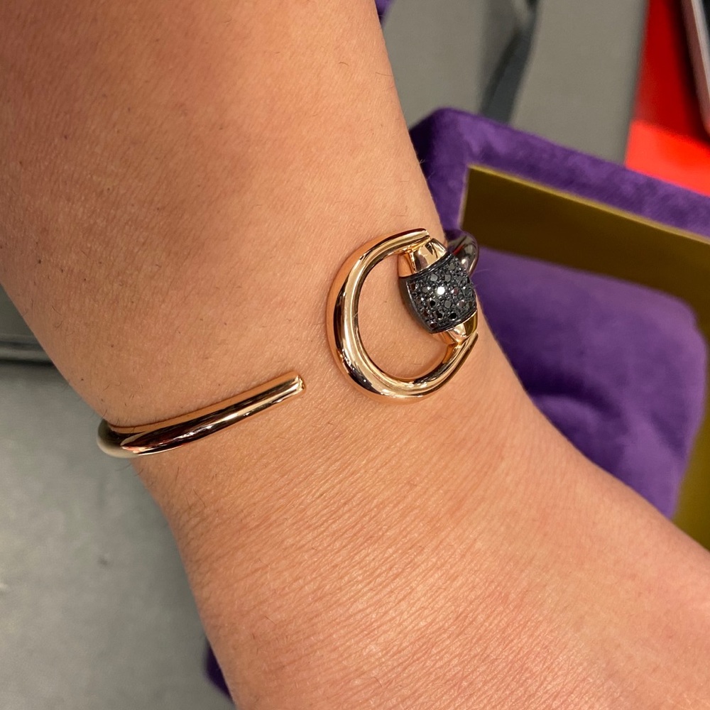 18k Rose Gold Gucci bracelet